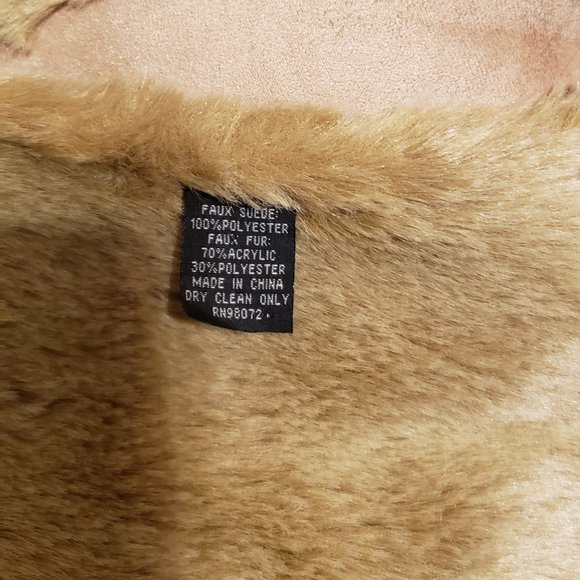 Scarf or wrap, Faux Fur 100% Polyester, Tan, picture distorts color - Picture 11 of 11